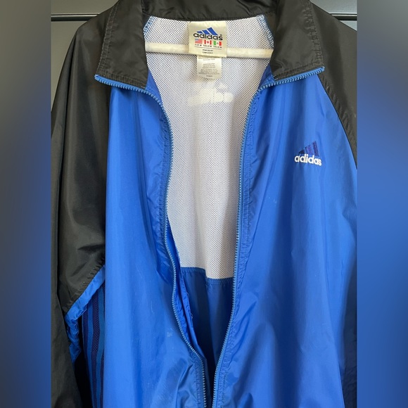 Adidas rain/wind jacket - Picture 5 of 5
